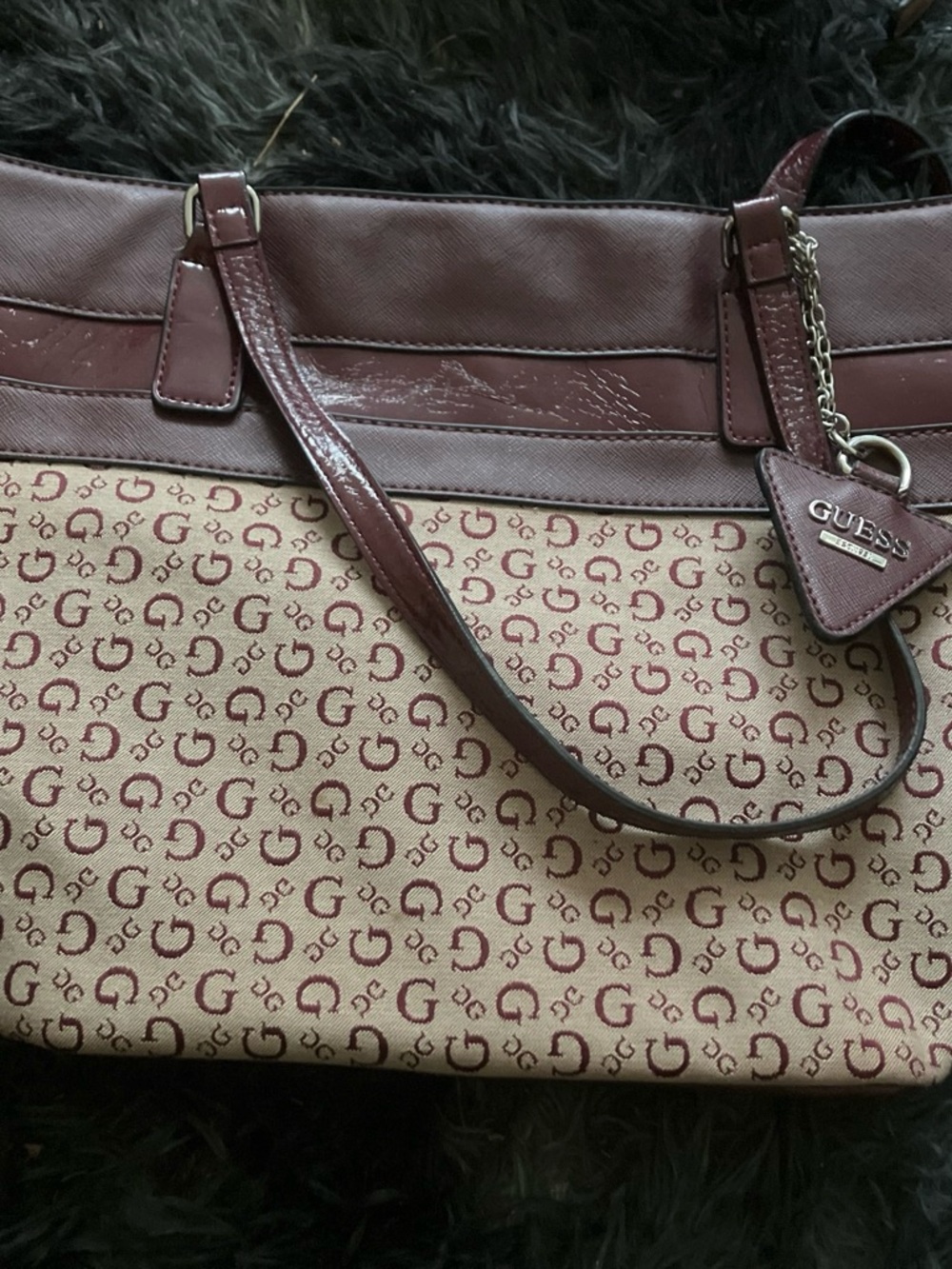 GUESS Burgundy and Beige Signature Logo Shoulder Bag